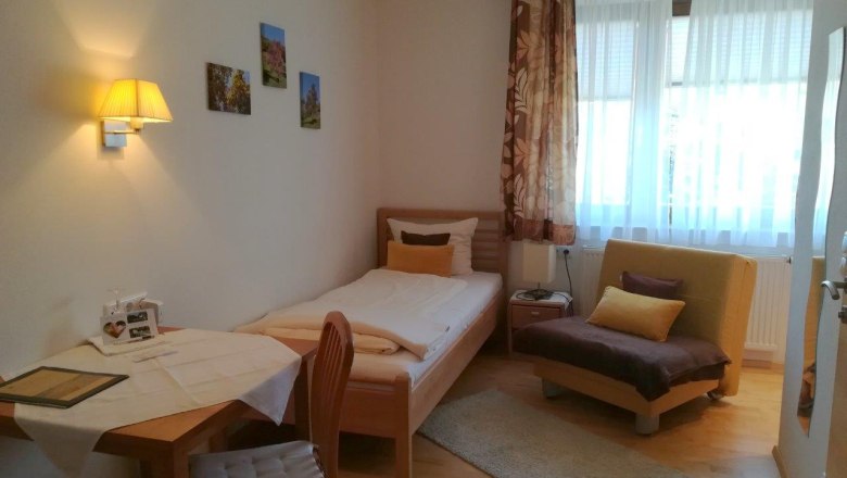 Zimmer Herbstlaub, © Gästehaus Daurer Zimmer Herbstlaub, © Gästehaus Daurer