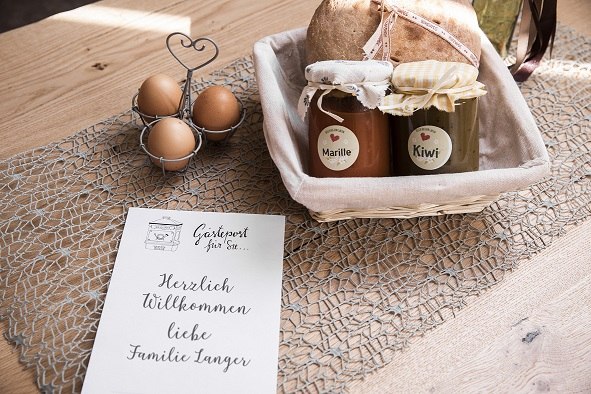 Regionale Köstlichkeiten, © Gästehaus Gnant_2021 Regionale Köstlichkeiten, © Gästehaus Gnant_2021