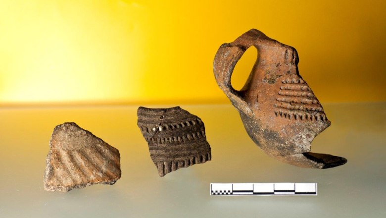 Bruchstücke von reich verziertem Trinkgeschirr, © Jakob Maurer Bruchstücke von reich verziertem Trinkgeschirr, © Jakob Maurer