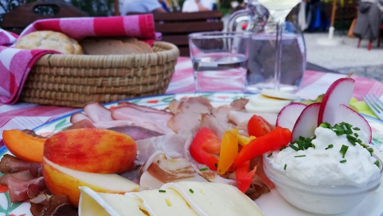 Weingartenjause beim Familie Harm, © Familie Harm Weingartenjause beim Familie Harm, © Familie Harm