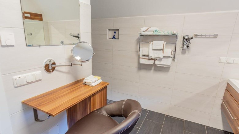 Geräumiges Badezimmer, © Ludwig Fahrnberger Geräumiges Badezimmer, © Ludwig Fahrnberger