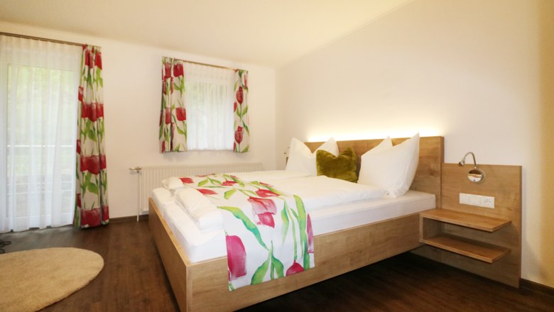 Zimmerbeispiel im Gästehaus Martin, © Familie Martin Zimmerbeispiel im Gästehaus Martin, © Familie Martin