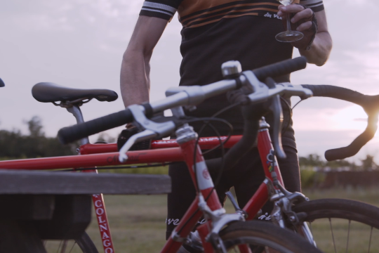 Zu jeder Ausfahrt gehört auch eine Pause!, © We Make Stories Zu jeder Ausfahrt gehört auch eine Pause!, © We Make Stories