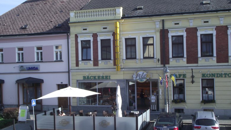 Frontansicht, © Frontansicht, © Bäckerei-Konditorei Pilz, Katrin Pilz Frontansicht, © Frontansicht, © Bäckerei-Konditorei Pilz, Katrin Pilz