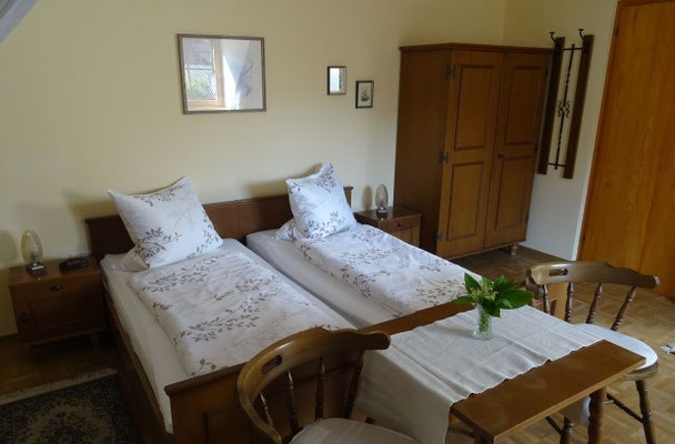 Zimmerbeispiel, © Sepp Gruber Zimmerbeispiel, © Sepp Gruber