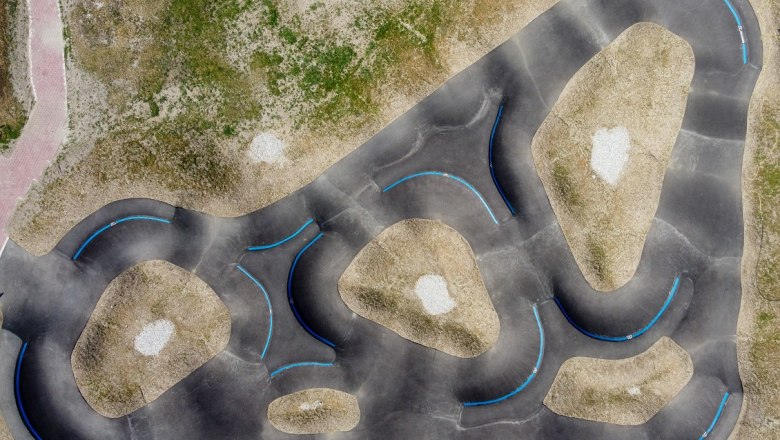 023_pumptrack-leobersdorf-2022_0012, © Gemeinde Leobersdorf/Gregor Nesvadba 023_pumptrack-leobersdorf-2022_0012, © Gemeinde Leobersdorf/Gregor Nesvadba