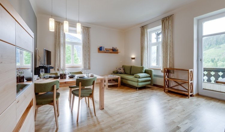 Herrenhaus See-Komfort mit Balkon und Seeblick, © Ferienwohnungen Herrenhaus Herrenhaus See-Komfort mit Balkon und Seeblick, © Ferienwohnungen Herrenhaus