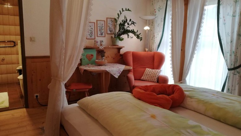 Blumenzimmer, © Familie Gasteiner Blumenzimmer, © Familie Gasteiner