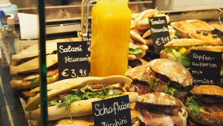 Täglich frische Weckerl, © Bäckerei Sabathiel Täglich frische Weckerl, © Bäckerei Sabathiel