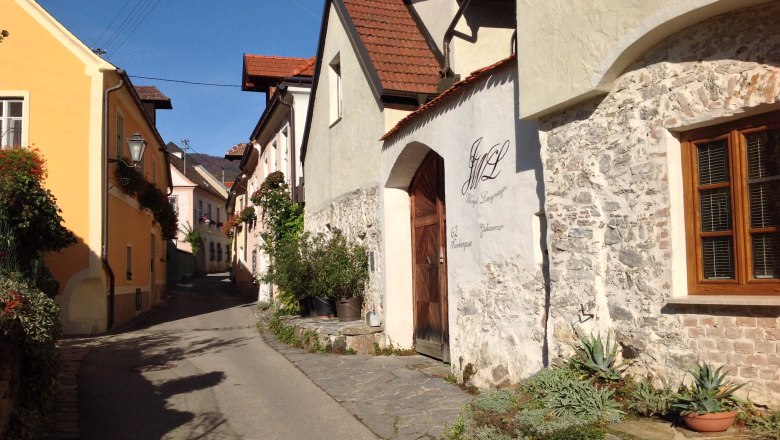 Weingut Langmayer Aussenansicht, © Weingut Langmayer Weingut Langmayer Aussenansicht, © Weingut Langmayer