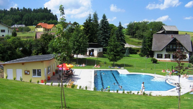 Freibad Els 02, © Ingrid Kleber Freibad Els 02, © Ingrid Kleber