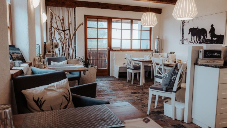 fruehstuecksraum-am-landhaus-aigner, © Moststraße, Daniel Schalhas fruehstuecksraum-am-landhaus-aigner, © Moststraße, Daniel Schalhas