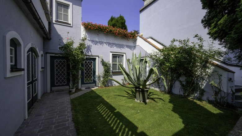 Verweilen Sie in unserem Hof, © Studeny Verweilen Sie in unserem Hof, © Studeny