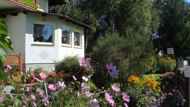 Garten und Haus, © Fam. Sommer-Leitner Garten und Haus, © Fam. Sommer-Leitner