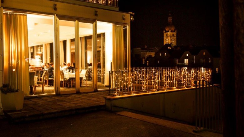 Winter Schloss bei Nacht, © Schloss an der Eisenstrasse Winter Schloss bei Nacht, © Schloss an der Eisenstrasse