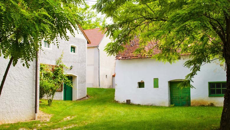 Kellergasse Großkrut, © Gemeinde Großkrut Kellergasse Großkrut, © Gemeinde Großkrut