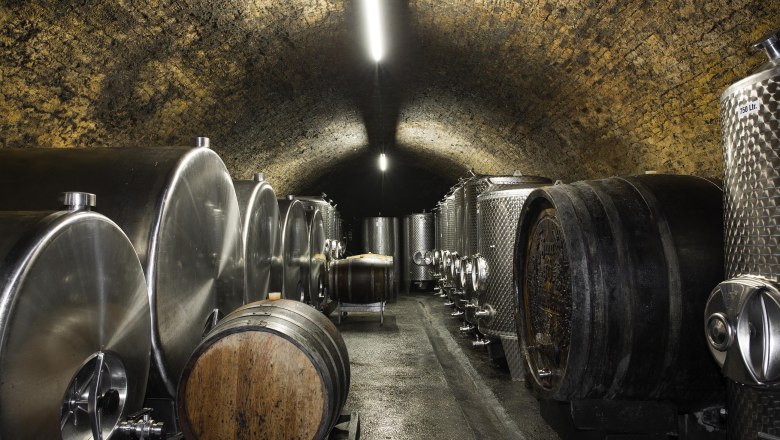 Weinkeller Weingut Bayer, © Monika Loeff Weinkeller Weingut Bayer, © Monika Loeff