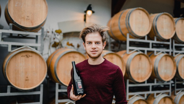 Weingut & Heuriger Pelzmann, © Die Rubin Carnuntum Weingüter Winzer Pelzmann im Weinkeller