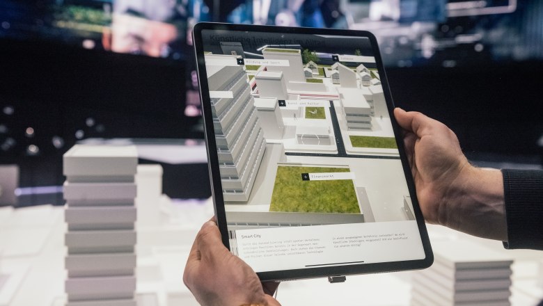 TD-Haus der Digitalisierung, © Leonardo Ramirez Tablet in der Ausstellung