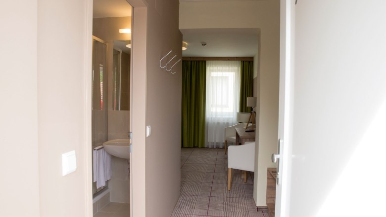 Blick vom Eingang ins Zimmer, © Miguel Dieterich Blick vom Eingang ins Zimmer, © Miguel Dieterich