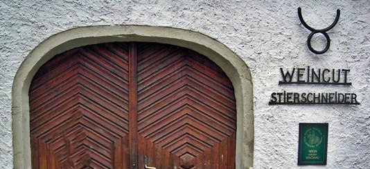 Weingut Stierschneider, Aussenfassade, © Weingut Stierschneider Weingut Stierschneider, Aussenfassade, © Weingut Stierschneider