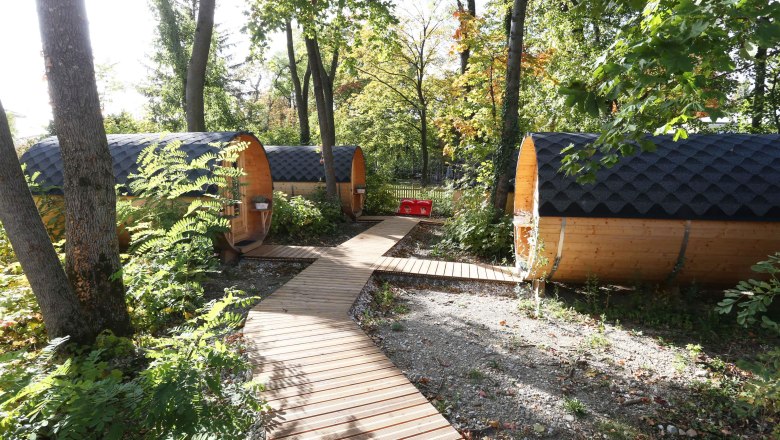 Schlaffassdorf in Tattendorf, © Reinhardt Judt Schlaffassdorf in Tattendorf, © Reinhardt Judt