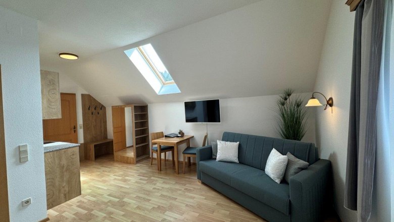 Doppelzimmer im Haupthaus (2), © Haus Karner Doppelzimmer im Haupthaus (2), © Haus Karner