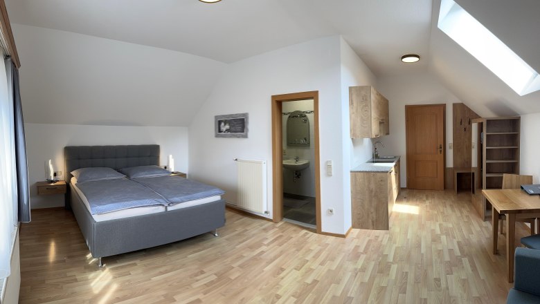 Doppelzimmer im Haupthaus (7), © Haus Karner Doppelzimmer im Haupthaus (7), © Haus Karner