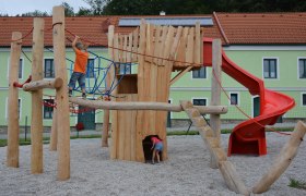 Spielplatz Etzen, © Stadtgemeinde Groß Gerungs Spielplatz Etzen, © Stadtgemeinde Groß Gerungs