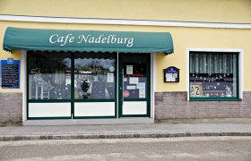 Cafe Nadelburg, © Wiener Alpen Cafe Nadelburg, © Wiener Alpen