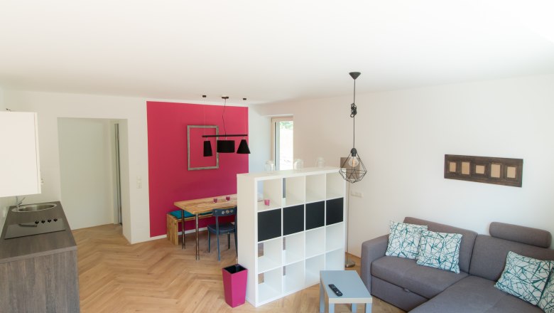 Die Bienenkunde, © Fahrnberger Ludwig Die Bienenkunde, © Fahrnberger Ludwig