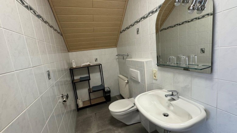 Doppelzimmer im Haupthaus (4), © Haus Karner Doppelzimmer im Haupthaus (4), © Haus Karner