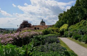 Stiftspark Melk im Frühling, © Stift Melk/Brigitte Kobler-Pimiskern Stiftspark Melk im Frühling, © Stift Melk/Brigitte Kobler-Pimiskern