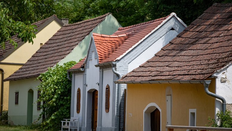 Kellergasse am Bromberg, © Doris Schwarz-König Kellergasse am Bromberg, © Doris Schwarz-König
