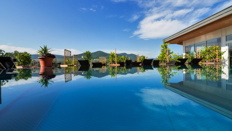 Penthouse Spa im Gartenhotel & Weingut Pfeffel, © A. Pfeffel Penthouse Spa im Gartenhotel & Weingut Pfeffel, © A. Pfeffel