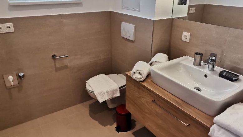 Bad, © Stefanie Fleischhaker Bad, © Stefanie Fleischhaker