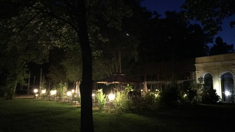Schlaffassdorf bei Nacht, © Christoph Rahofer Schlaffassdorf bei Nacht, © Christoph Rahofer