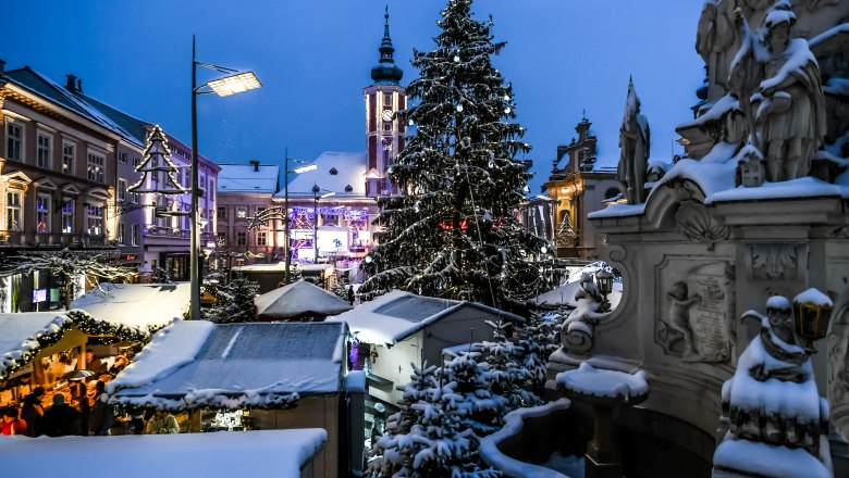 St. Pölten Christkindlmarkt, © Niederösterreich Werbung/ Robert Herbst St. Pölten Christkindlmarkt, © Niederösterreich Werbung/ Robert Herbst