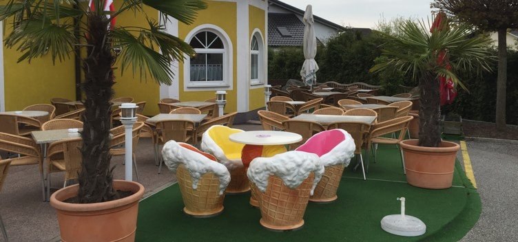 Gastgarten Cafe Brunner in Persenbeug, © Familie Brunner Gastgarten Cafe Brunner in Persenbeug, © Familie Brunner