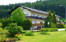 Gasthof-Pension Seidl***, © Gasthof-Pension Seidl*** Gasthof-Pension Seidl vor einem Wald.