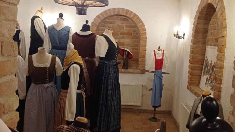 Tracht im Museum, © Martina Haselwanter Tracht im Museum, © Martina Haselwanter