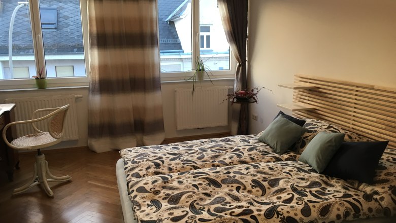 Schlafzimmer, Apartment Sacher, © Petra Sacher Schlafzimmer, Apartment Sacher, © Petra Sacher