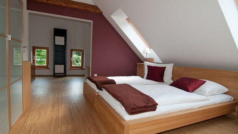 Rosenhof Farbzimmer weinrot, © Rosenhof Rosenhof Farbzimmer weinrot, © Rosenhof