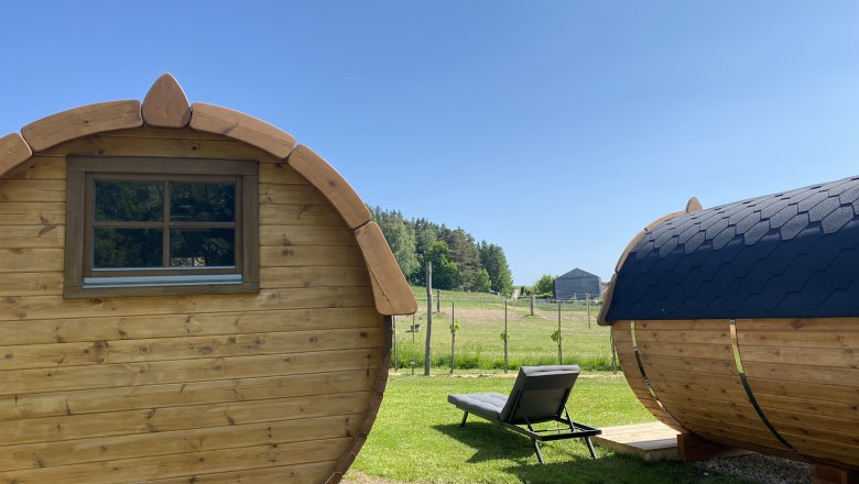 Schlaffass von hinten mit Terasse, © Andreas Artner Schlaffass von hinten mit Terasse, © Andreas Artner