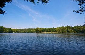 Herrensee mit Strandbad, © Johannes Heißenberger Herrensee mit Strandbad, © Johannes Heißenberger