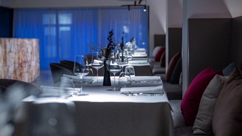 TDR-Restaurant WÖBER innen, © Restaurant Wöber Restaurant innen gedeckter Tisch