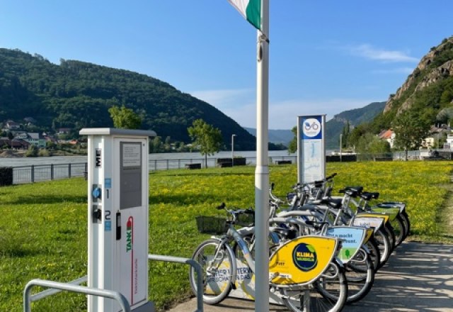 E-Bike Ladestation, &copy; Vera Pulker