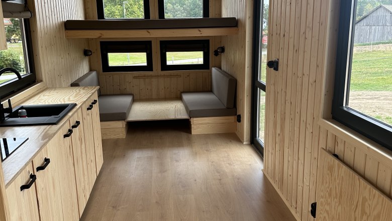 Unteres Bett als Sitzecke nutzbar, &copy; deutsch