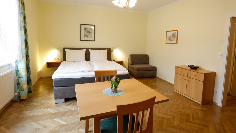 Ferienwohnung im G&auml;stehaus Huber, &copy; J. Salomon