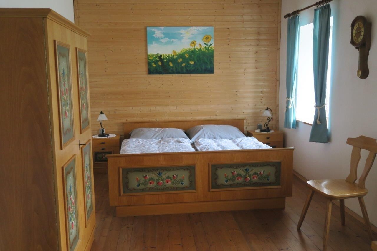 Ferienhaus Dörrmühle- Schlafzimmer im Erdgeschoß